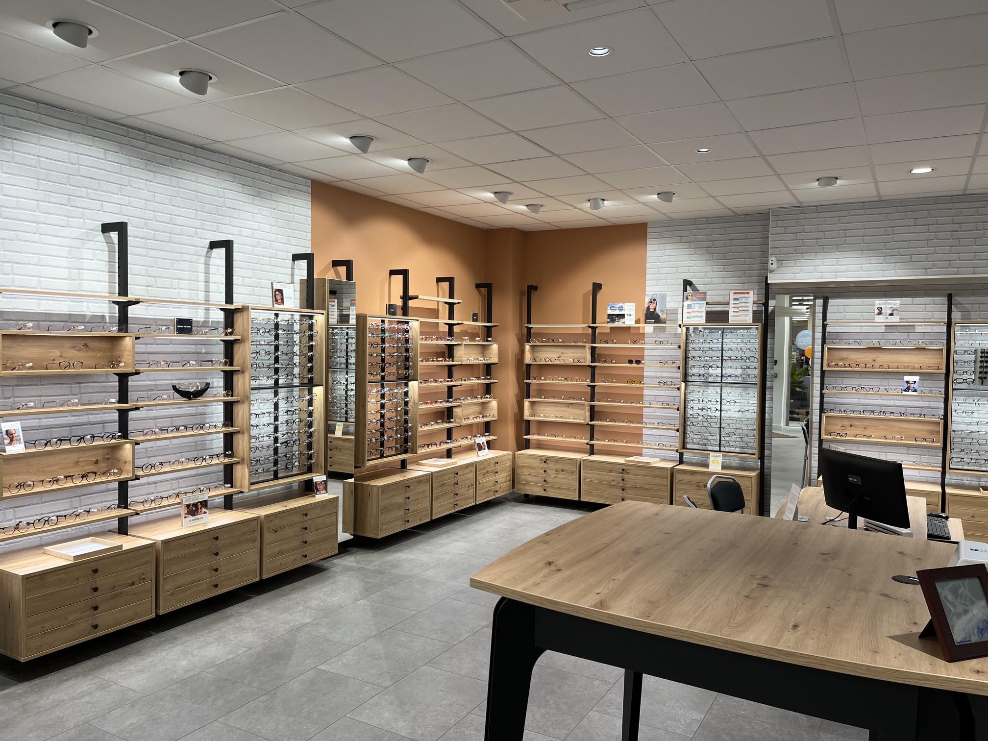 Opticien Tullins - Cc Carrefour - Le Collectif des Lunetiers