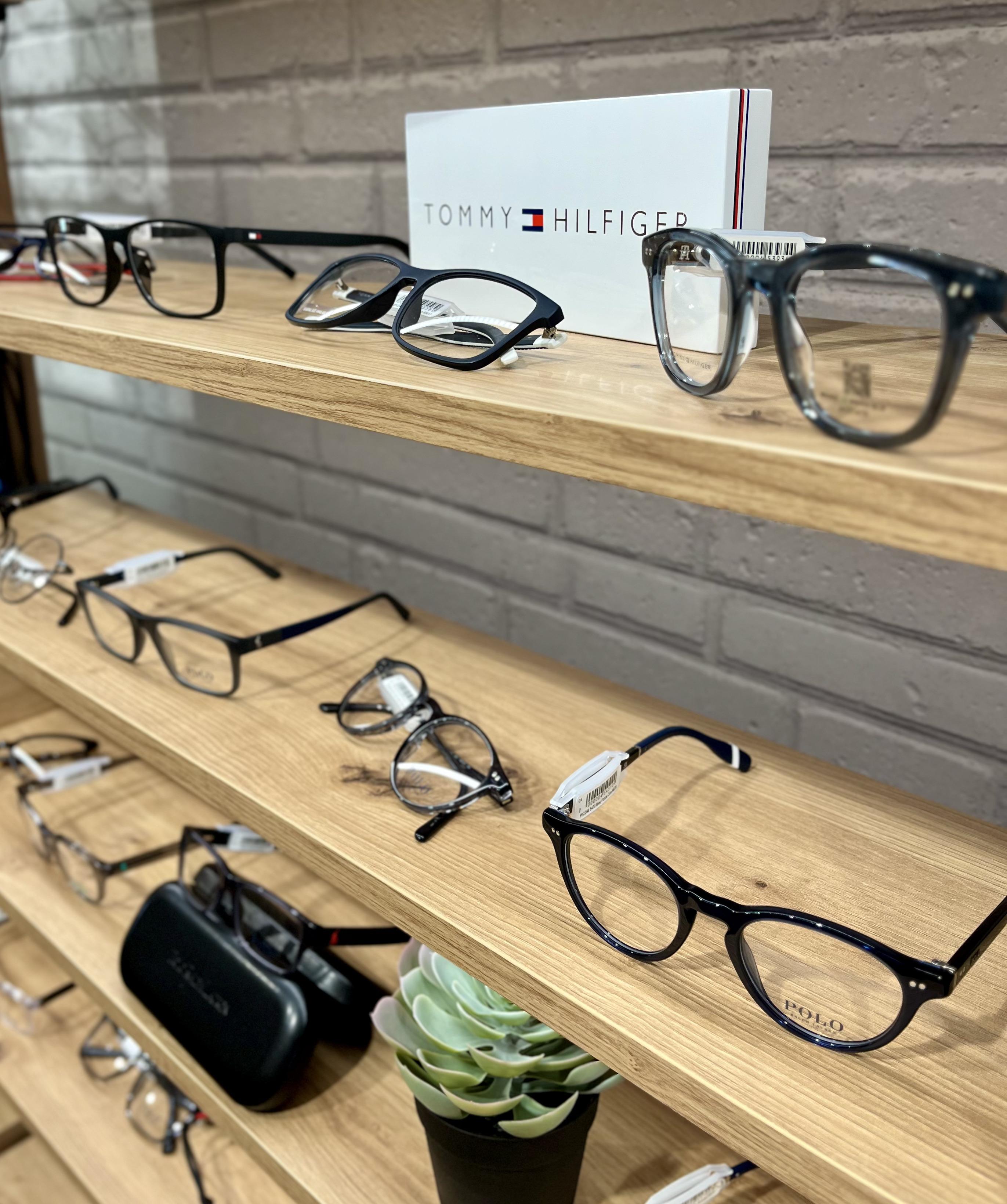 Opticien Broons - Centre Ville - Le Collectif des Lunetiers